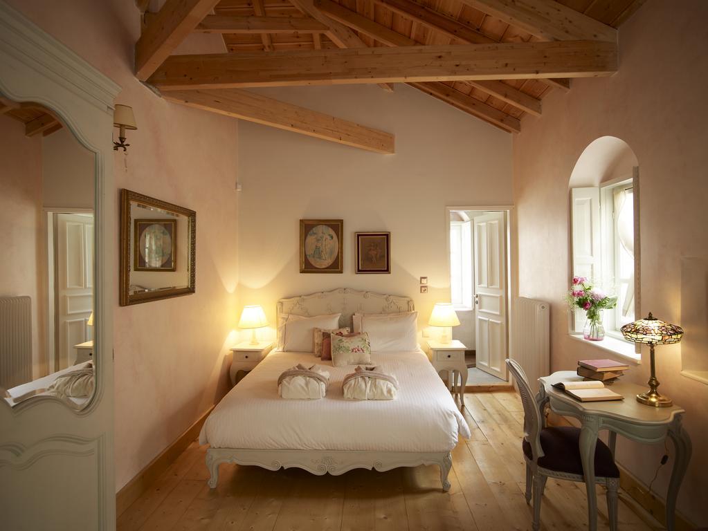Amaryllis Boutique Guest House Ano Pedina Luaran gambar